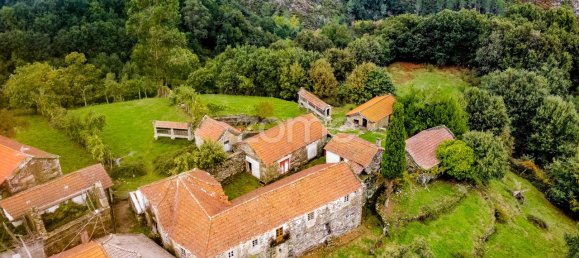 4 bedrooms House in Salto, Portugal No. 124504 4