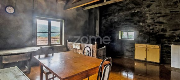 4 bedrooms House in Salto, Portugal No. 124504 26