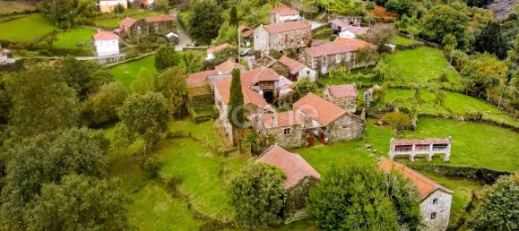 4 bedrooms House in Salto, Portugal No. 124504 40