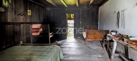 4 bedrooms House in Salto, Portugal No. 124504 18