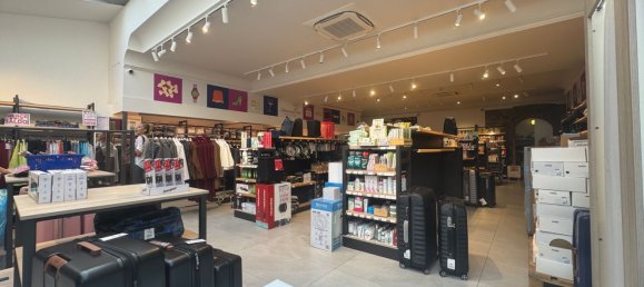 Propiedad comercial en Florence, Italy 260 m² No. 338930 3