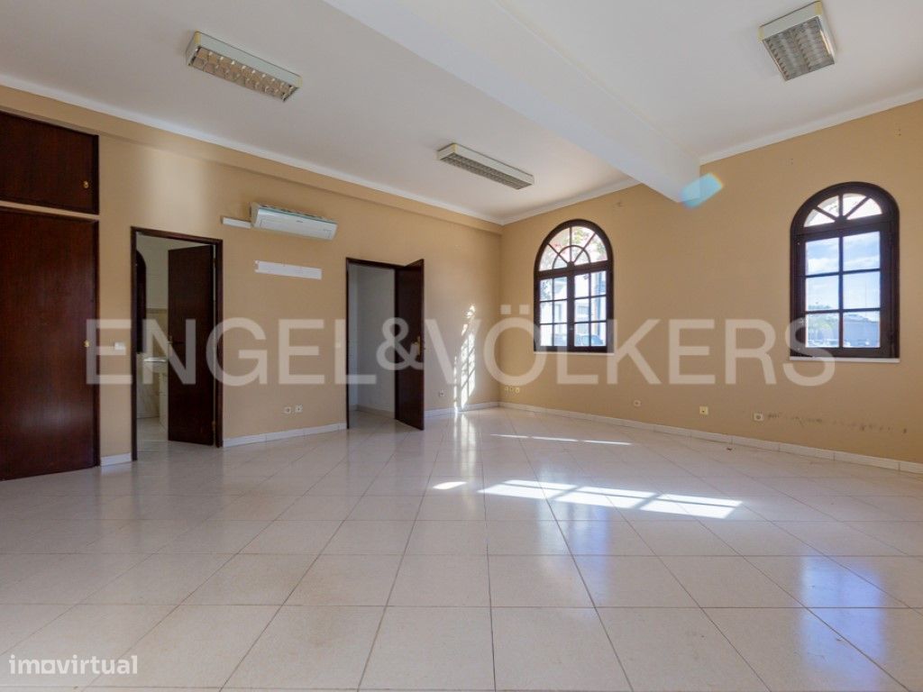 Коммерческая недвижимость 40м² в Тавира, Португалия № 256014