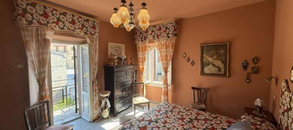 6-Zimmer Haus in Fabriano, Italy, Nr. 308171 18