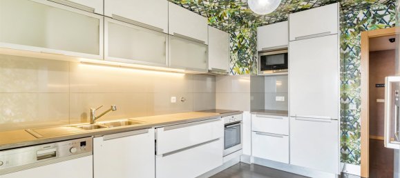 3 bedrooms Apartment in Porto, Portugal No. 97703 28