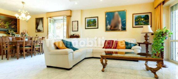 3 bedrooms Villa in Guidonia Montecelio, Italy No. 7541 21