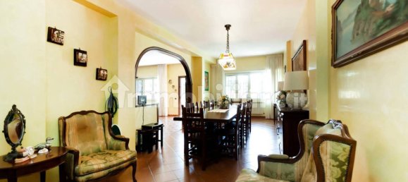 3 bedrooms Villa in Guidonia Montecelio, Italy No. 7541 16