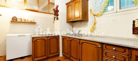 3 bedrooms Villa in Guidonia Montecelio, Italy No. 7541 19
