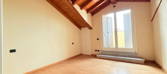 4غرفة بانتهاوس في Tortona, Italy رقم 267503 12