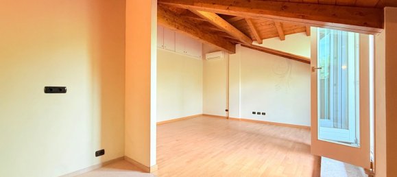 4غرفة بانتهاوس في Tortona, Italy رقم 267503 7