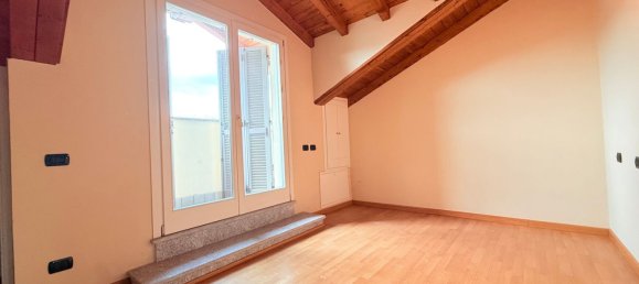 4غرفة بانتهاوس في Tortona, Italy رقم 267503 17