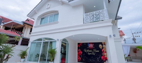 5 bedrooms Villa in Pattaya, Thailand No. 77615 12