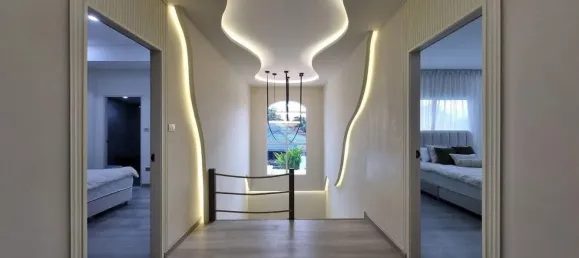 5 bedrooms Villa in Pattaya, Thailand No. 77615 6