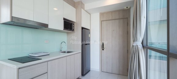 1 bedroom Condo in Pattaya, Thailand No. 8959 10