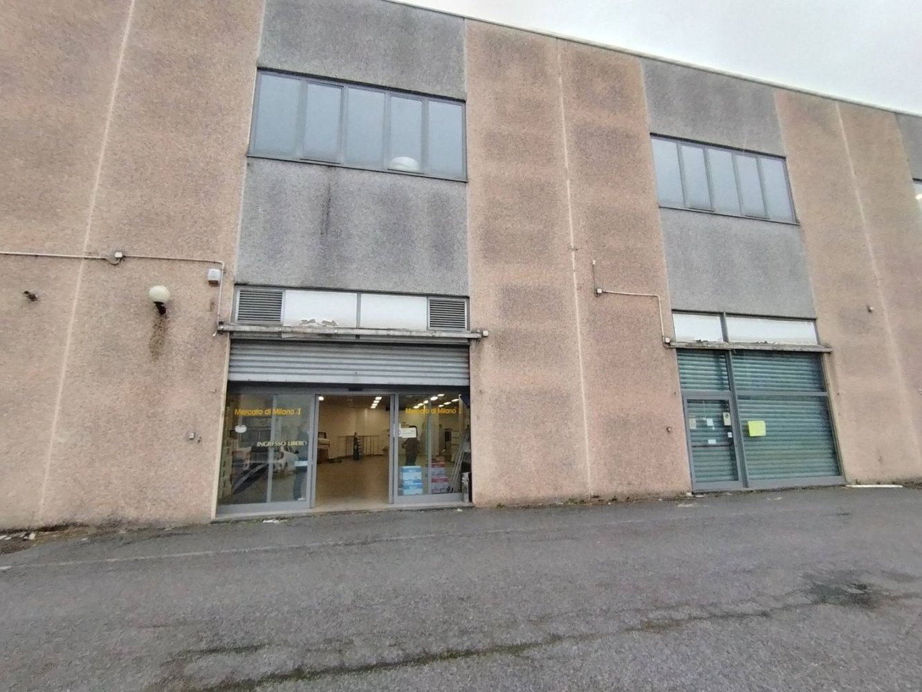  عقار تجاري في Arquata Scrivia, Italy 378متر مربع رقم 288204