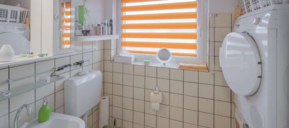 Estudio en Tuttlingen, Germany No. 65044 6