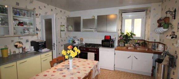 Casa de 4 dormitorios en Mailly-Champagne, France No. 85253 15