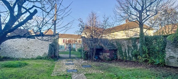 3 Schlafzimmer Haus in Chaumont-en-Vexin, France, Nr. 56204 2