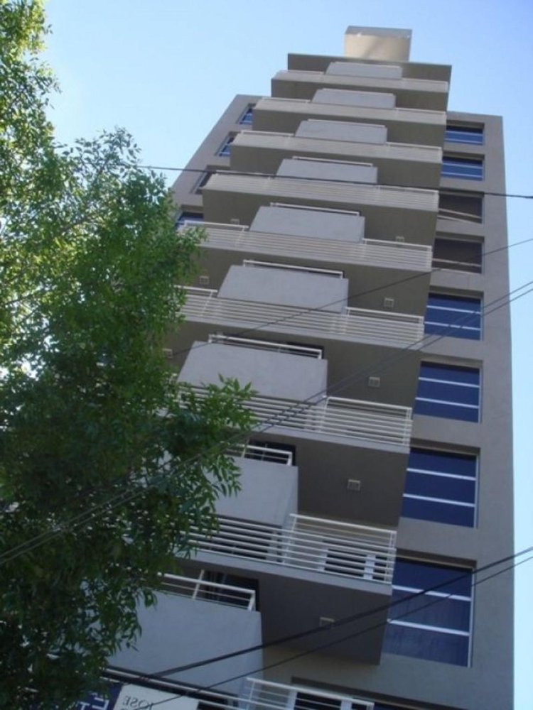 Apartamento de 2 dormitorios en San Miguel, Argentina No. 91485