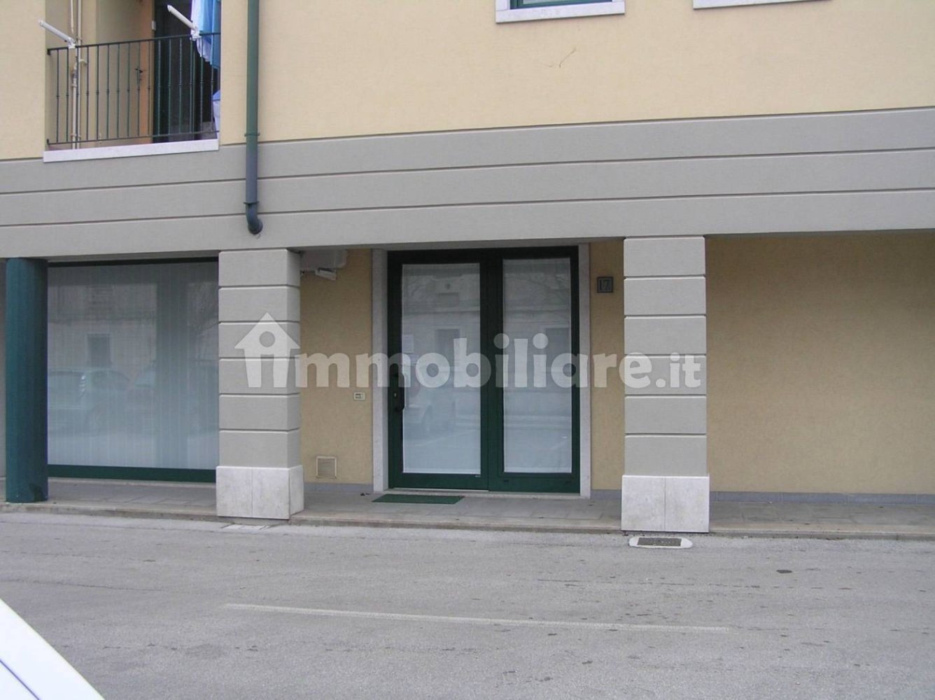 Офис с 1 комнатой в Гориция, Италия № 348300