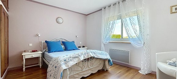 3 bedrooms House in Vendee, France No. 299959 10