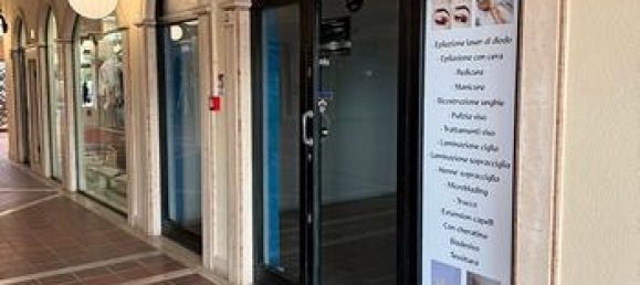 2 rooms Commercial property in Anzio, Italy No. 251624 2