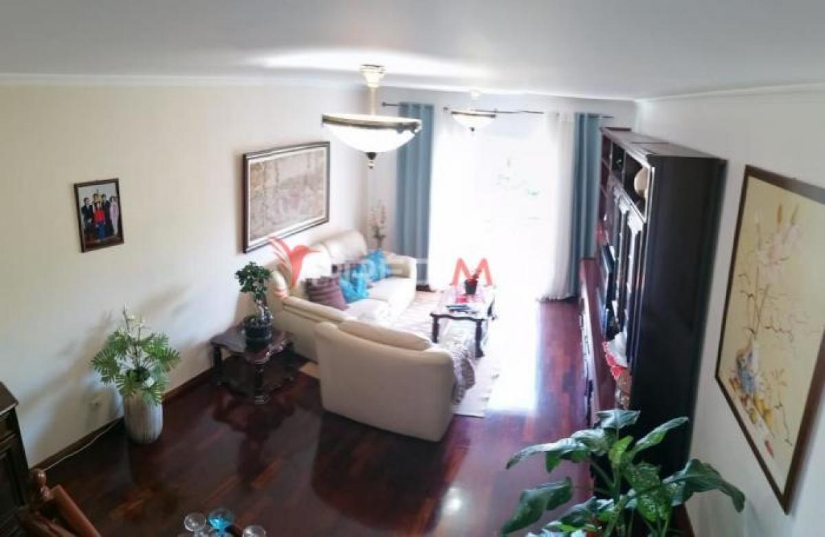 Casa de 3 dormitorios en Santa Cruz, Portugal No. 725