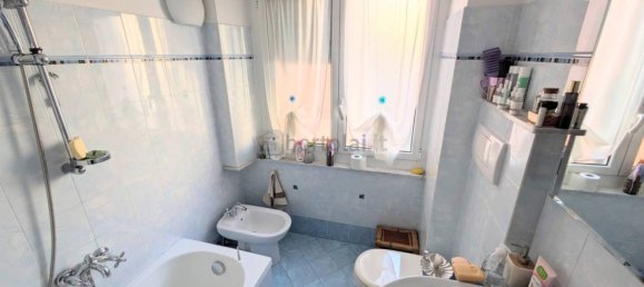 Apartamento de 1 dormitorio en Genoa, Italy No. 97751 3