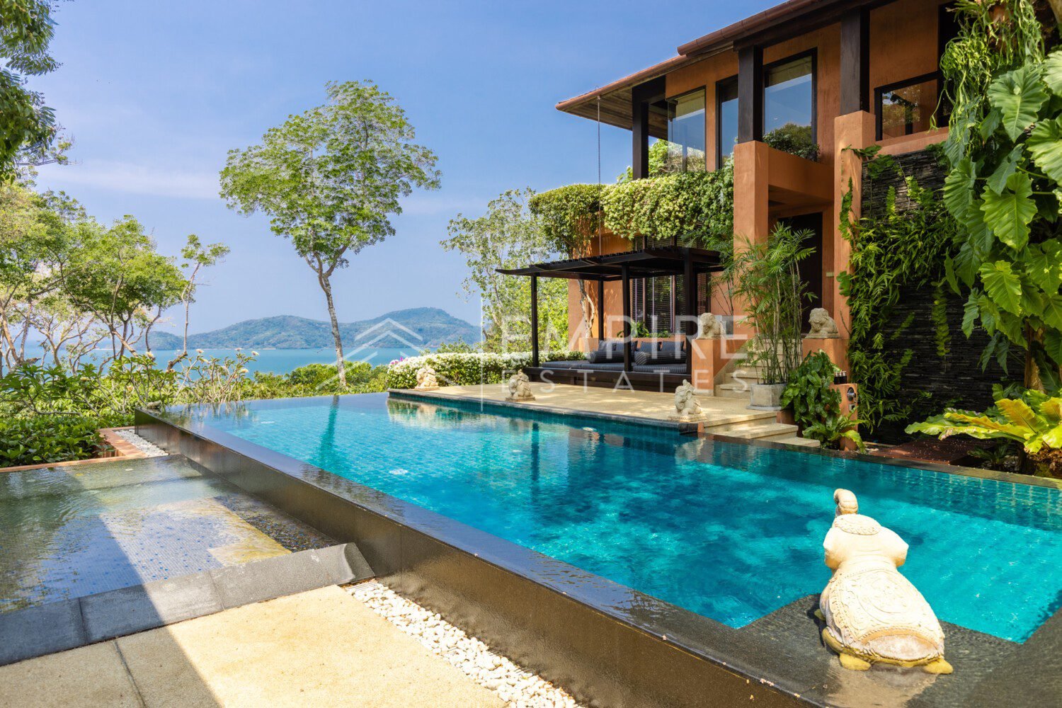 4 bedrooms Villa in Phuket, Thailand No. 11009