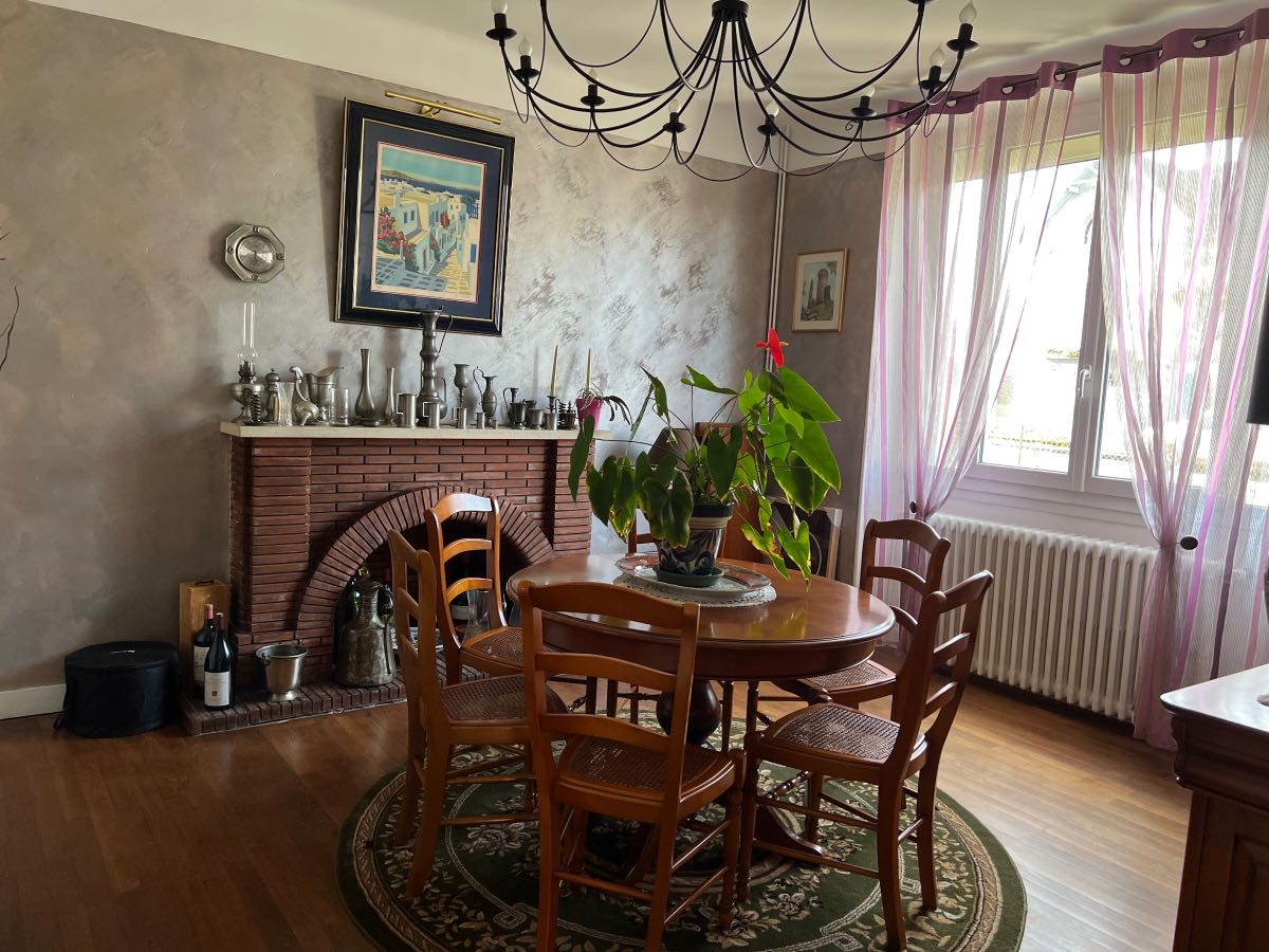 5 Schlafzimmer Haus in Confolens, France, Nr. 205436