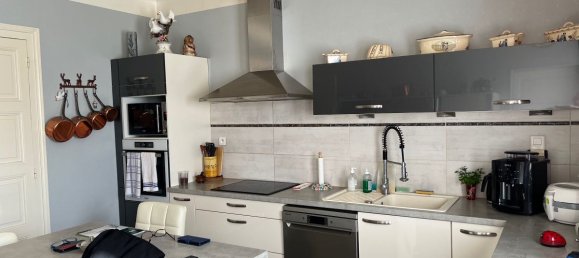 5 Schlafzimmer Haus in Confolens, France, Nr. 205436 2