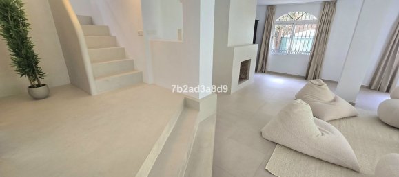 7 bedrooms Villa in Marbella, Spain No. 135140 36