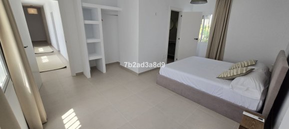 7 bedrooms Villa in Marbella, Spain No. 135140 47