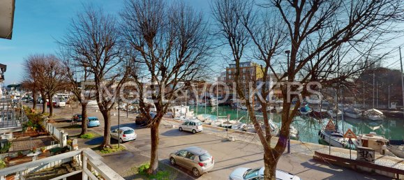 3 bedrooms Apartment in Rimini, Italy No. 129204 10