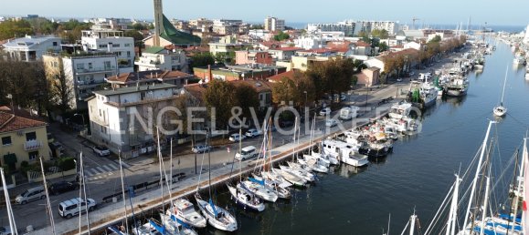 3 bedrooms Apartment in Rimini, Italy No. 129204 24