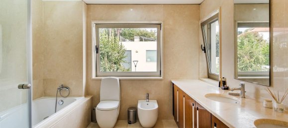 4 bedrooms House in Porto, Portugal No. 135852 12