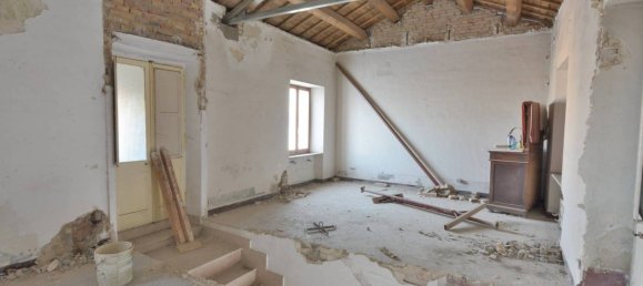 4 bedrooms House in Recanati, Italy No. 169269 4