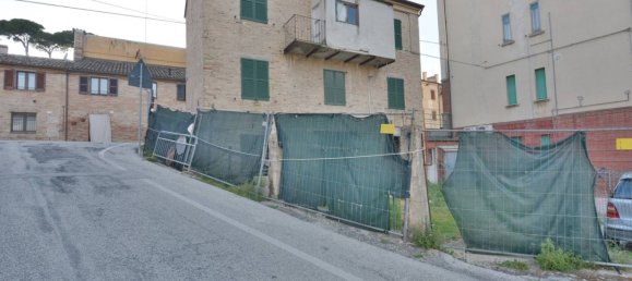 4 bedrooms House in Recanati, Italy No. 169269 21