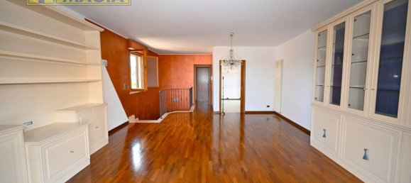 Apartamento de 5 habitaciónes en San Benedetto del Tronto, Italy No. 111179 14