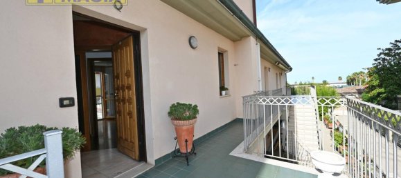 Apartamento de 5 habitaciónes en San Benedetto del Tronto, Italy No. 111179 20