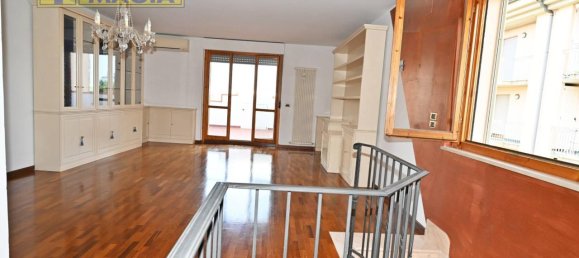 Apartamento de 5 habitaciónes en San Benedetto del Tronto, Italy No. 111179 6