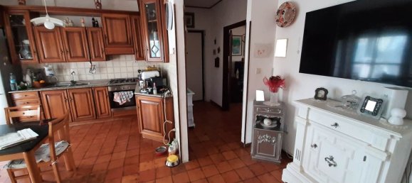 3 rooms Apartment in Latina, Italy No. 174385 8