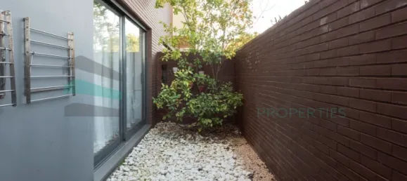 Квартира с 1 спальней в Картейра, Португалия № 116792 2