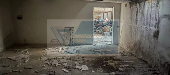 Склад 230м² в Сиракузы, Италия № 323930 5