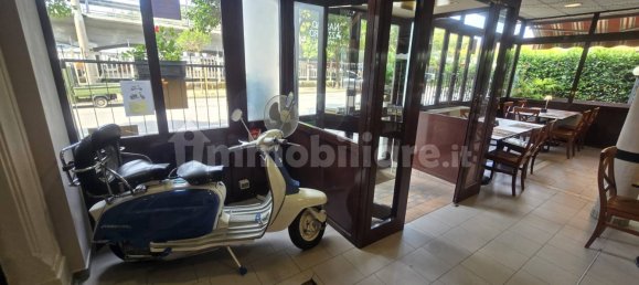 Коммерческая недвижимость с 3 комнатами в Лавено-Момбелло, Италия № 302193 25