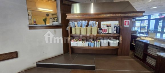 Коммерческая недвижимость с 3 комнатами в Лавено-Момбелло, Италия № 302193 32