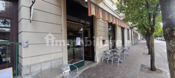 Коммерческая недвижимость с 3 комнатами в Лавено-Момбелло, Италия № 302193 4