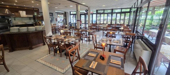 Коммерческая недвижимость с 3 комнатами в Лавено-Момбелло, Италия № 302193 18