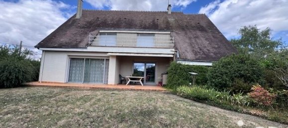 Casa de 5 dormitorios en Le Poinconnet, France No. 289593 27