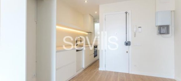 3 bedrooms Apartment in Barcelona, Spain No. 182311 3