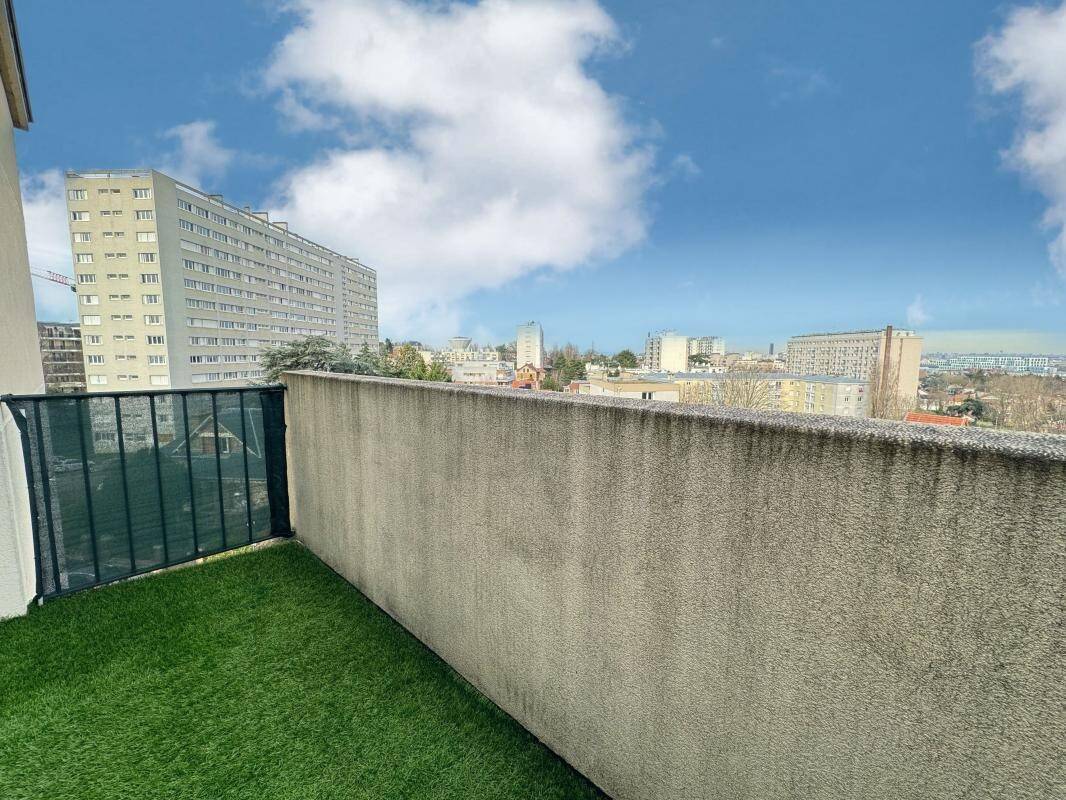 Apartamento de 2 dormitorios en Fontenay-aux-Roses, France No. 136161